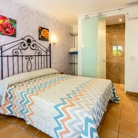 Puig Petit Holiday home